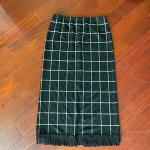 Black plaid sweater skirt